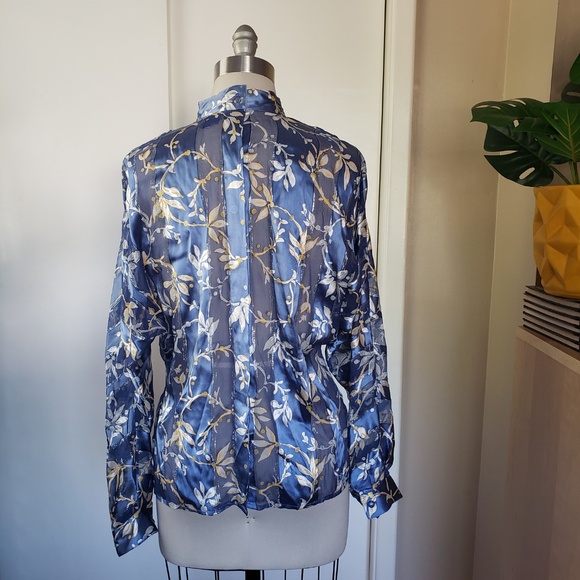 VINTAGE The Silk Farm Blouse Size 10! - Picture 4 of 11